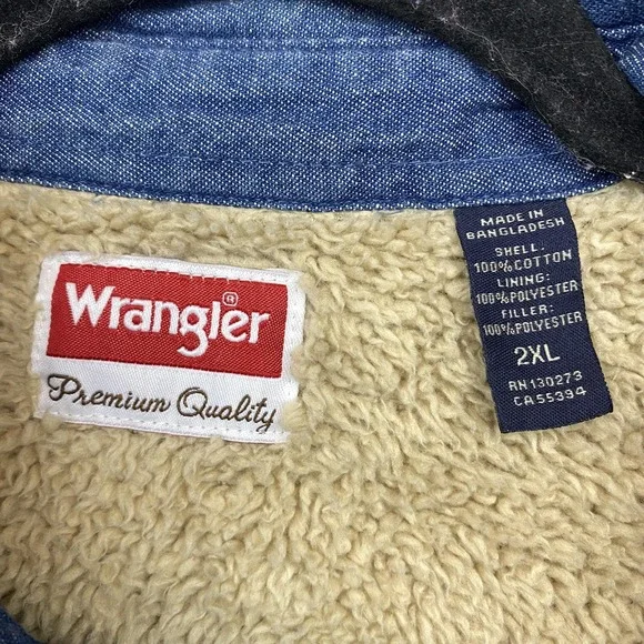 Wrangler Jacket Mens‎ 2XL Blue Sherpa Lined Denim Shirt Jacket Shacket Pockets - Picture 3 of 11